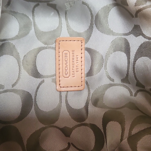 Brand new Coach Bucket hat size m/l - Picture 2 of 4